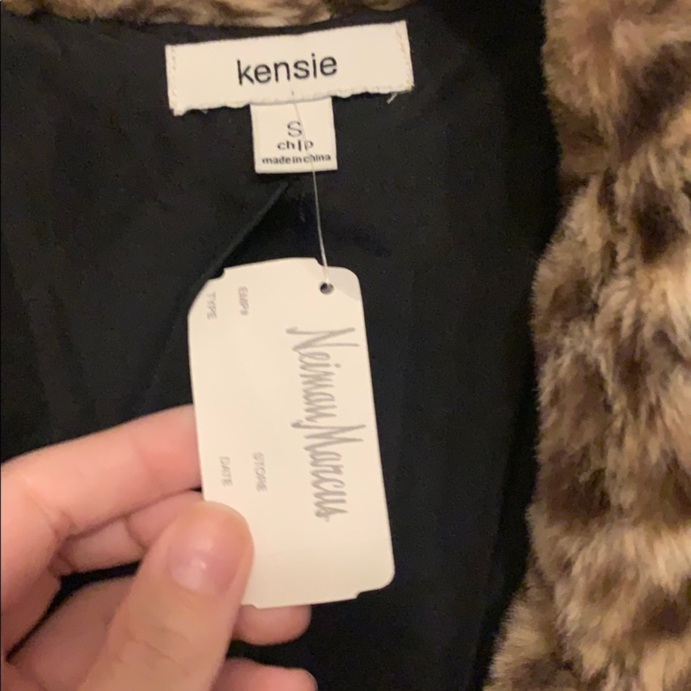 Kenzie jacket - Picture 2 of 3